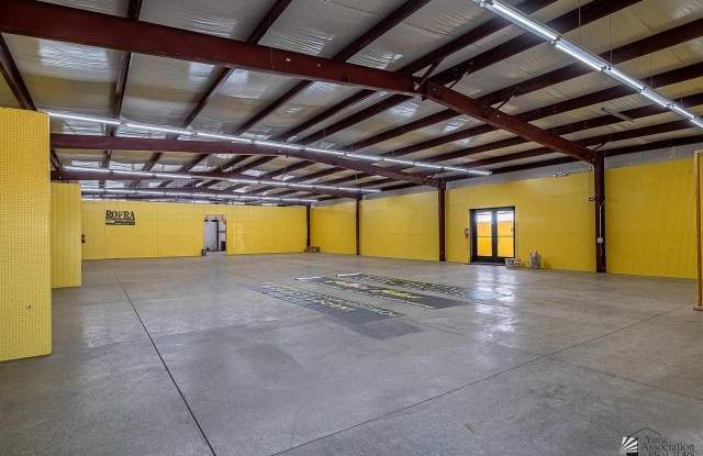 12585 E FRONTAGE RD