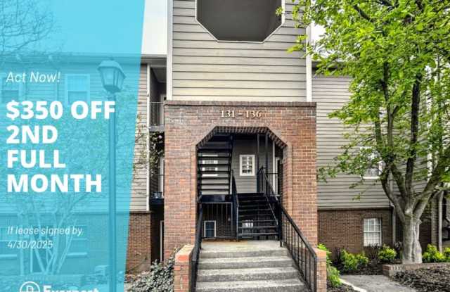 135 West End Pl