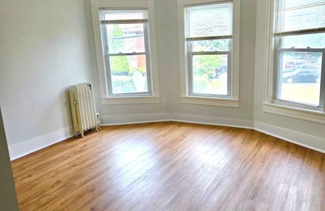 471 Carey Ave