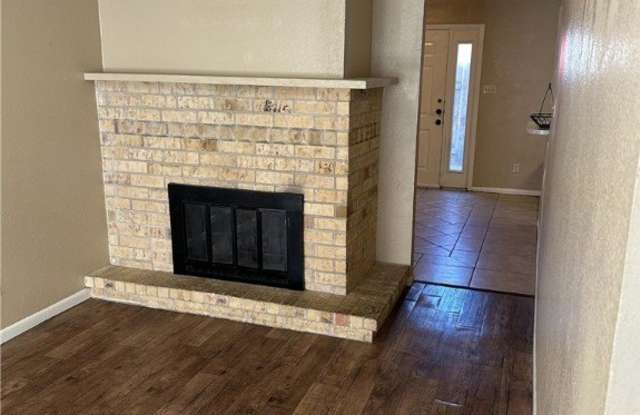 207 Palmwood Drive unit: 2