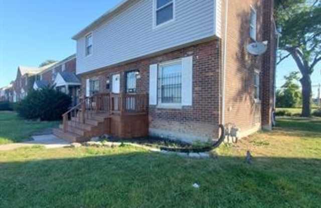 504 MARQUETTE Drive