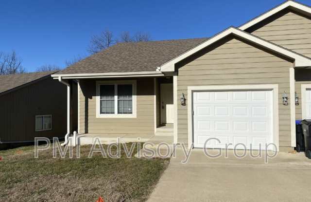 3324 SE Taurus Ave
