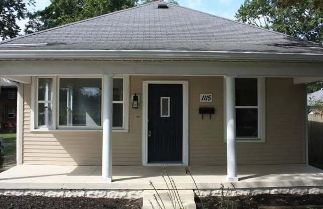 Charming 2BR House in Jeffersonville