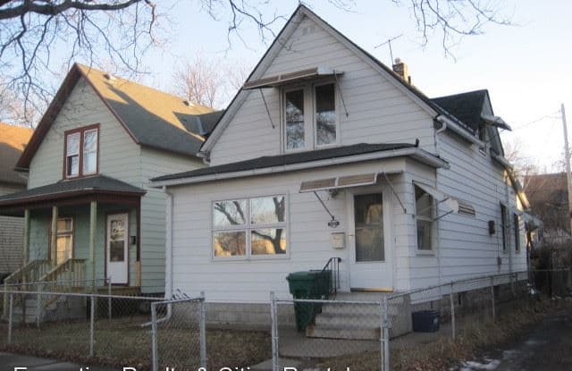 830 Carroll Ave - 830 West Carroll Avenue, St. Paul, MN 55104