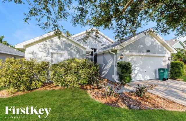 2721 Stratford Pointe Drive