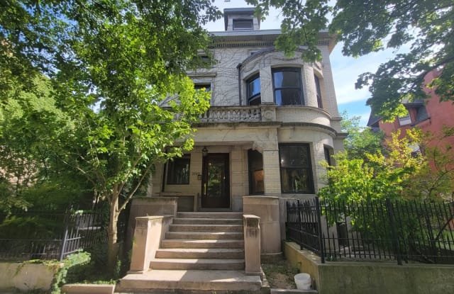 2943 W Washington Boulevard - 2943 West Washington Boulevard, Chicago, IL 60612