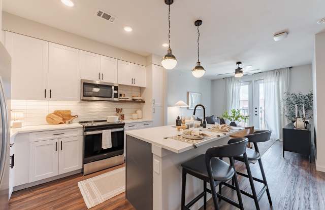 Tisdale at Lakeline Station