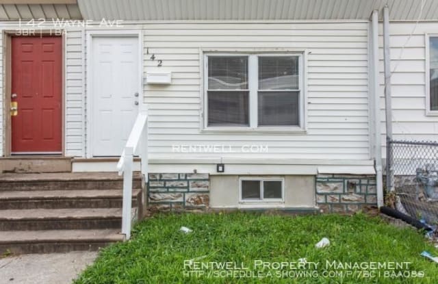 142 Wayne Ave - 142 Wayne Avenue, Collingdale, PA 19023