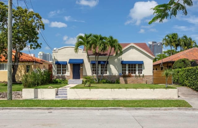 361 SW 20th Rd - 361 SW 20th Rd, Miami, FL 33129