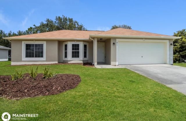 811 Hawaii Avenue Northwest - 811 Hawaii Avenue Northwest, Palm Bay, FL 32907