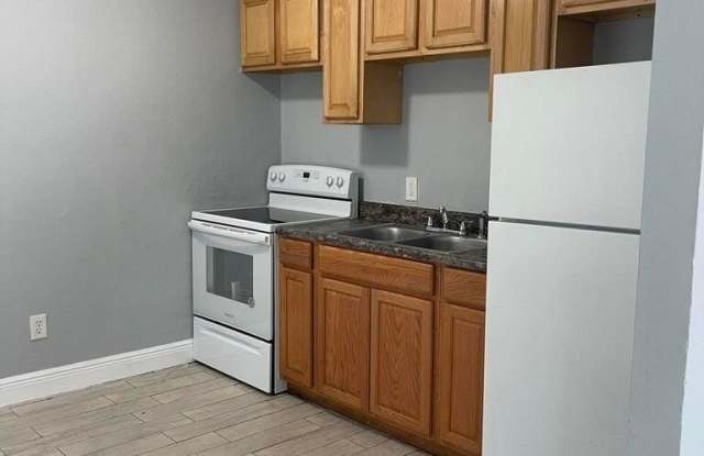 Photo of 3011 Windsor Avenue