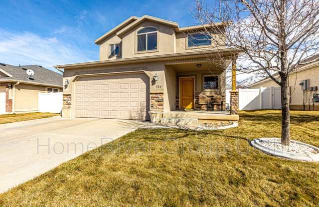 754 N Stonne Ln - 754 Stonne Lane, Kaysville, UT 84037