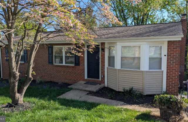Photo of 10129 CHARINGTON ROAD