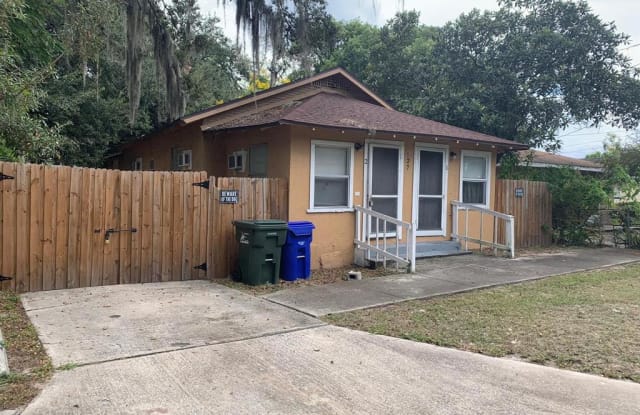 927 N TENNESSEE AVENUE - 927 North Tennessee Avenue, Lakeland, FL 33801