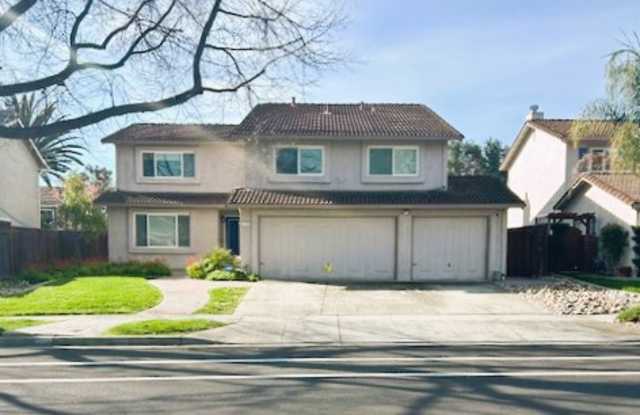 1420 Longmeadow Dr