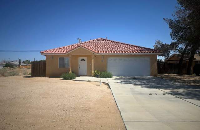 3 Bedroom 2 Bedroom READY NOW!