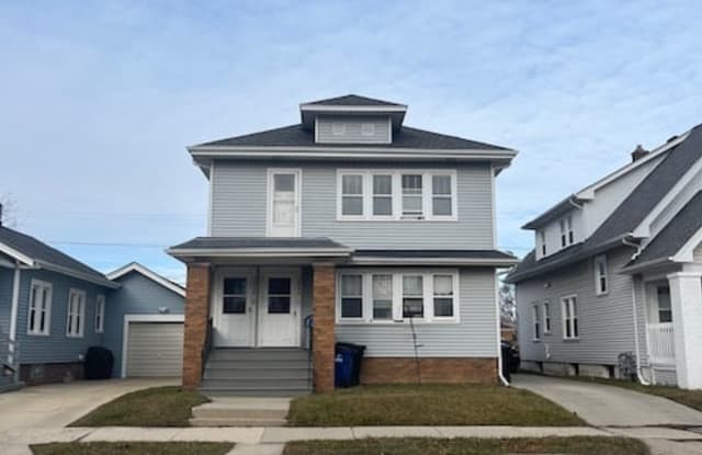 2406 Olive St - 2406 Olive Street, Racine, WI 53403