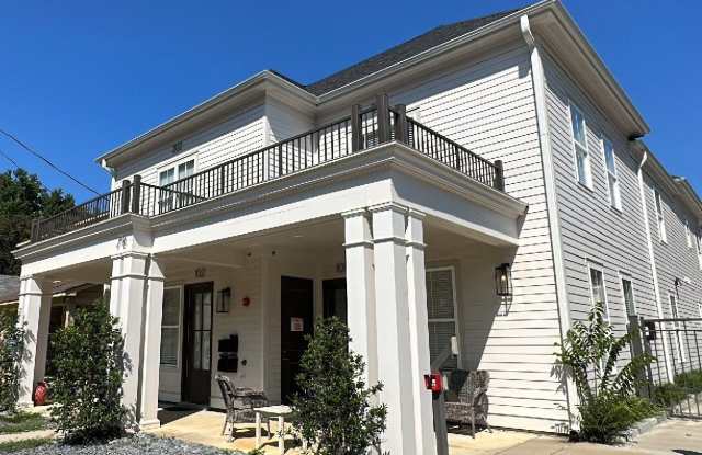 Overton Square Flat Now Available for lease @ 78 N. Rembert!