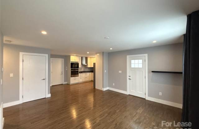 300 E Peterson Drive