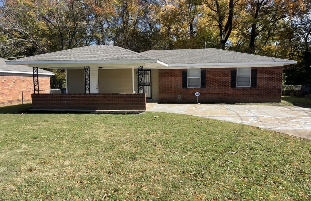 4734 Gill Rd - 4734 Gill Road, Memphis, TN 38109