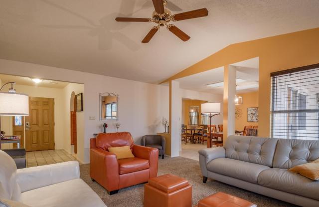 Photo of 7208 Spruce Mountain Loop NE