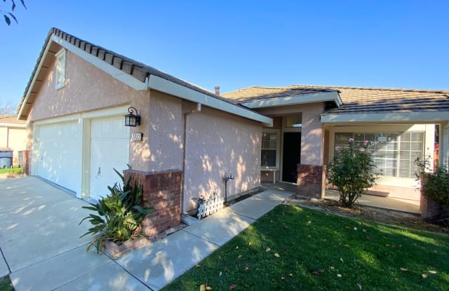 1900 Lone Fox Ct - 1900 Lone Fox Court, Tracy, CA 95376