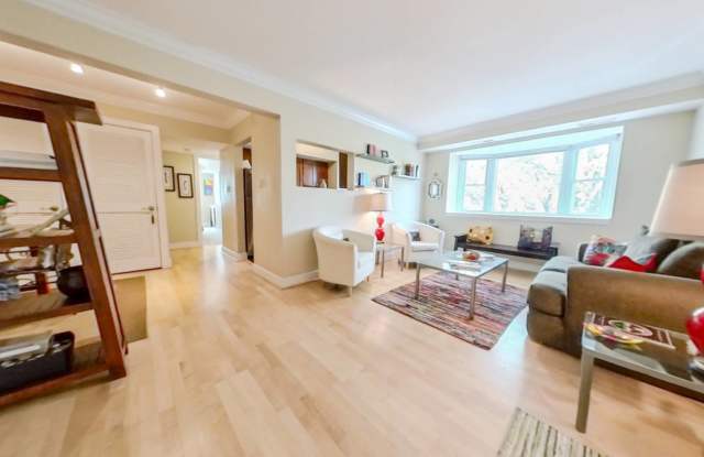 Photo of 2841 Gainesville Street Southeast#201