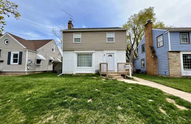 Three Bedroom Home in Southeast Grand Rapids - 1766 Silver Avenue Southeast, Grand Rapids, MI 49507