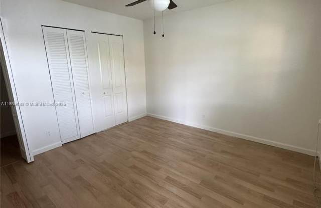 10003 Winding Lake Rd