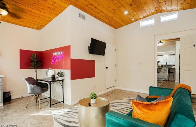 2205 Santa Paula Drive