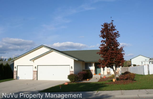 704 W Cavalry Lane - 704 West Cavalry Lane, Post Falls, ID 83854