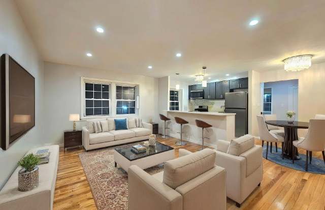 63 Forest Hill Pkwy