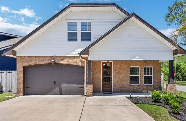 Home in Boutique Neighborhood of Vieux Carre'