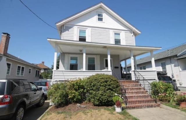 73 E St -Winter Rental - 73 E St, Hull, MA 02045