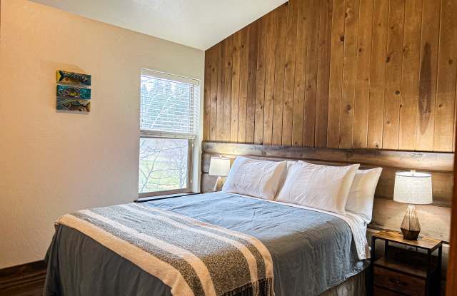 10985 Cayuse Ct. - 4