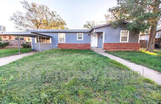 Photo of 3624 Walnut Avenue - 1