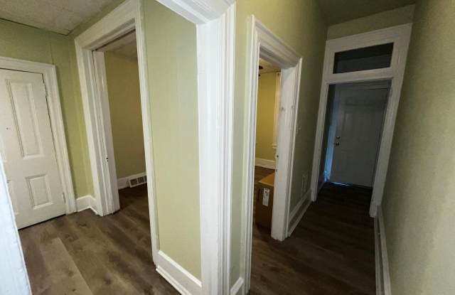 2445 N BANCROFT Street