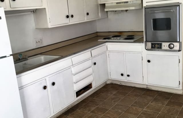 1021 Louisiana SE Unit A - 1021 Louisiana Boulevard Southeast, Albuquerque, NM 87108