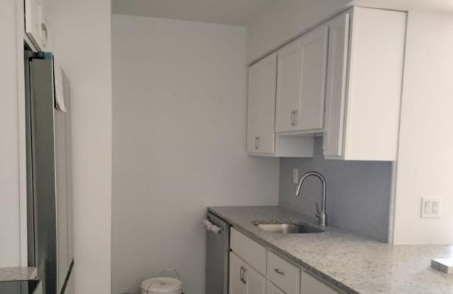 377 S Harrison Street