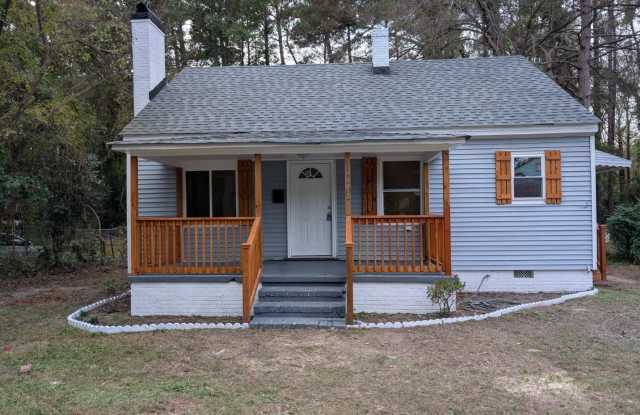 Photo of 1207 West Drive