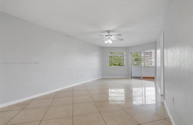 1671 NE Miami Gardens Dr