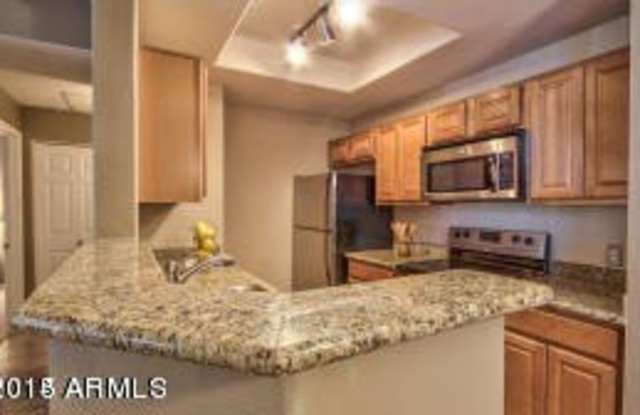 3830 E LAKEWOOD Parkway E unit: 1174