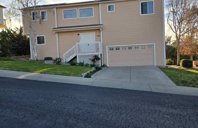 Pismo Beach home in great neighborhood