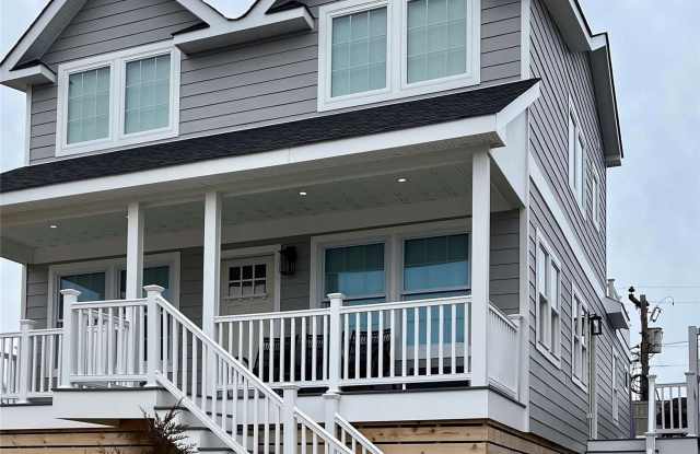 448 Dehnhoff Walk