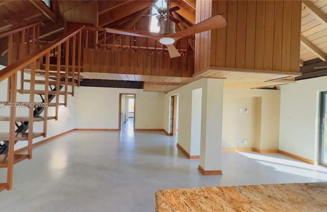 Photo of 18350 SW 214th St