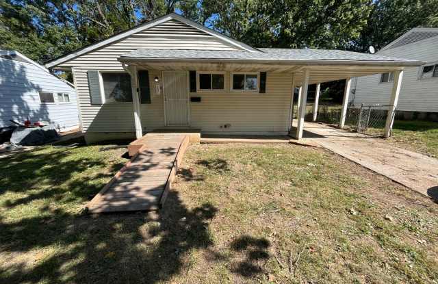 Photo of 3 Bedroom 1 Bath Home with Carport  Fenced Back Yard