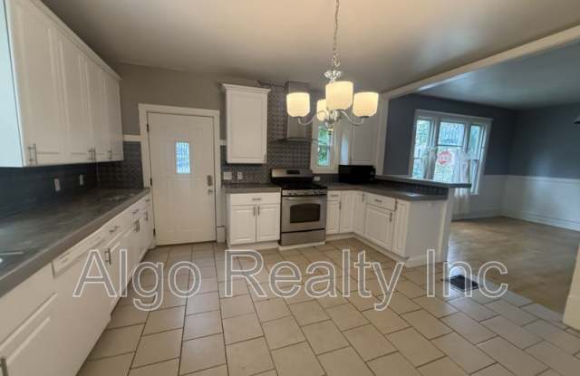 690 Northeast Lowry Avenue - 1