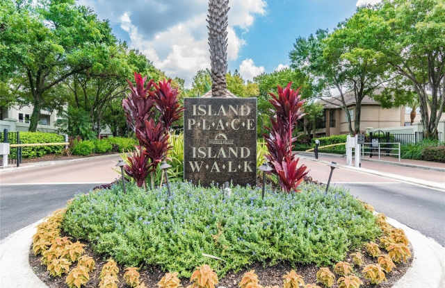 905 NORMANDY TRACE ROAD