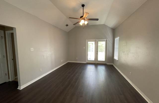 29928 Saint Simon St