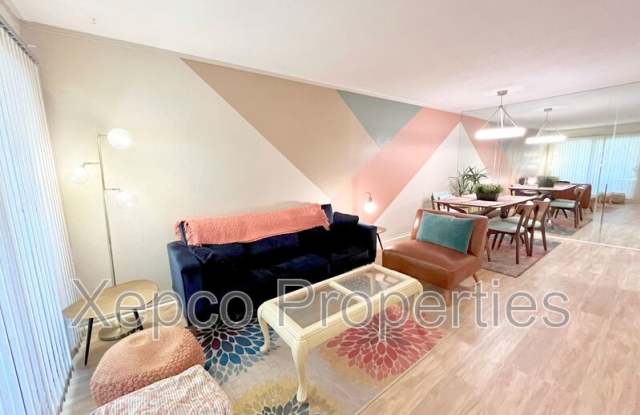 Photo of 2860 N Los Felices Rd